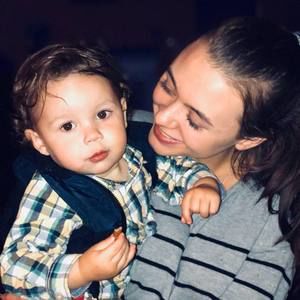 Meet your Posher, Olivia